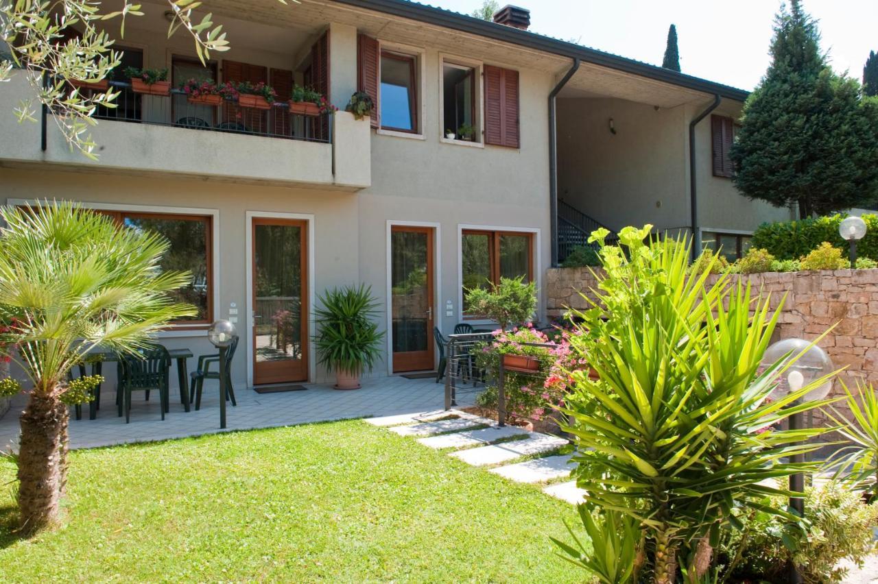 Casa Facchinetti Yellow Apartment Malcesine Bagian luar foto